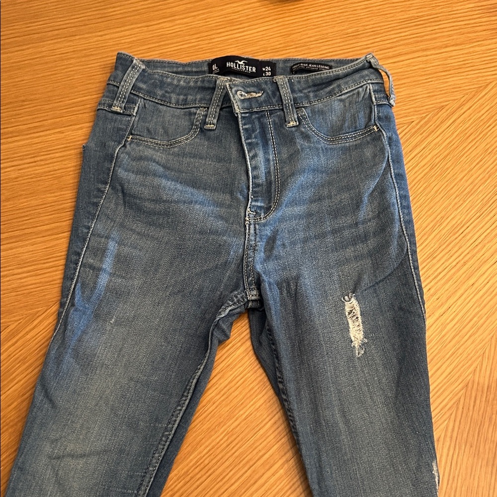 Hollister Denim high rise Jean legging  Skinny